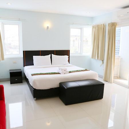 La Viva Hotel Buriram Eksteriør bilde