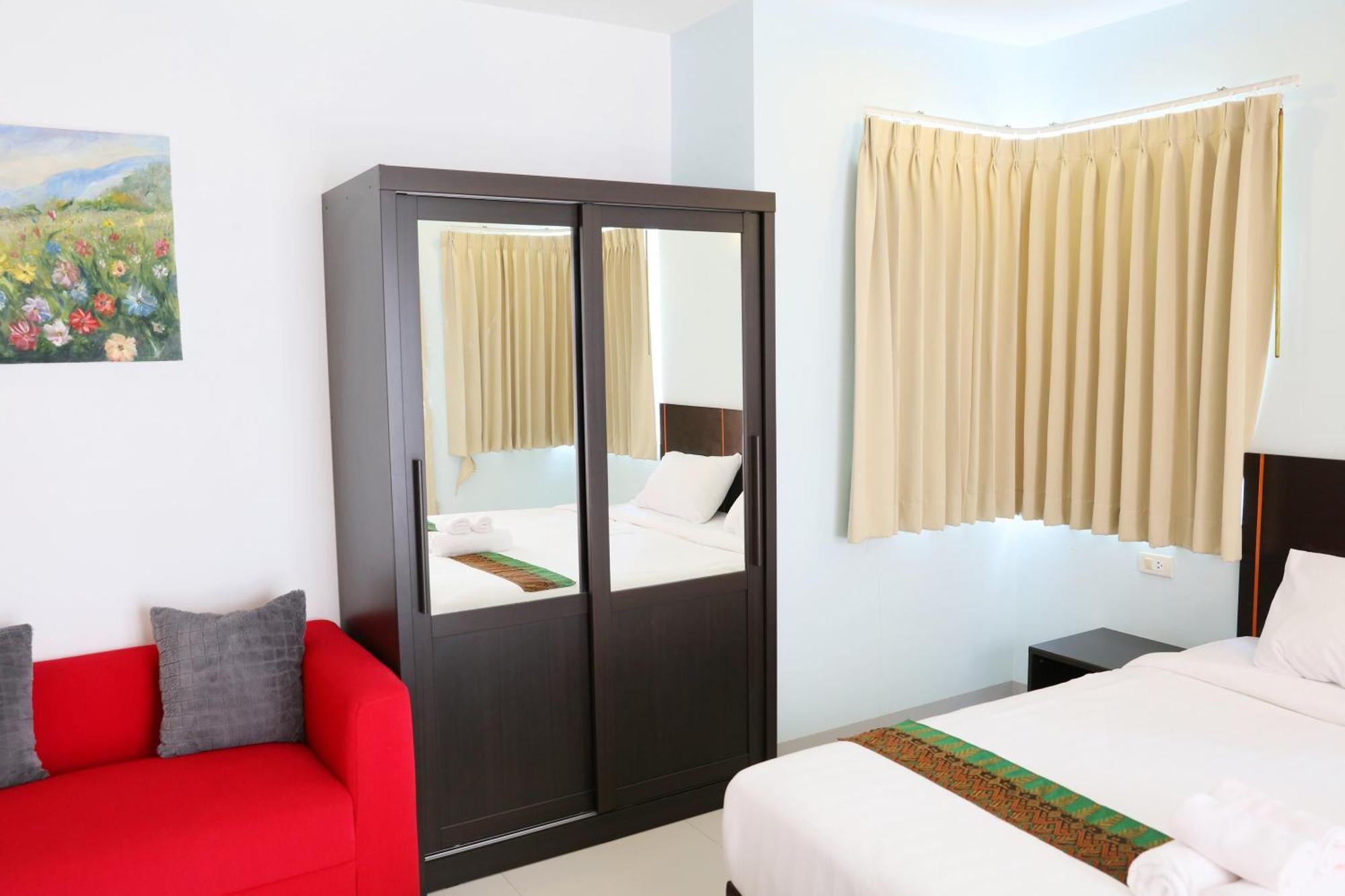 La Viva Hotel Buriram Eksteriør bilde