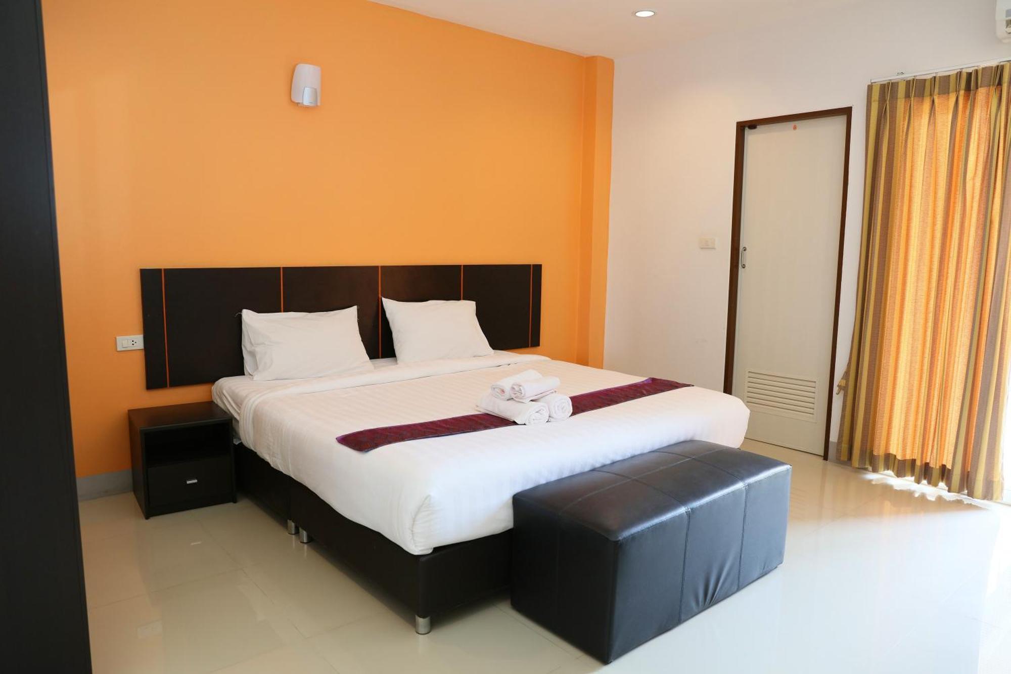 La Viva Hotel Buriram Eksteriør bilde