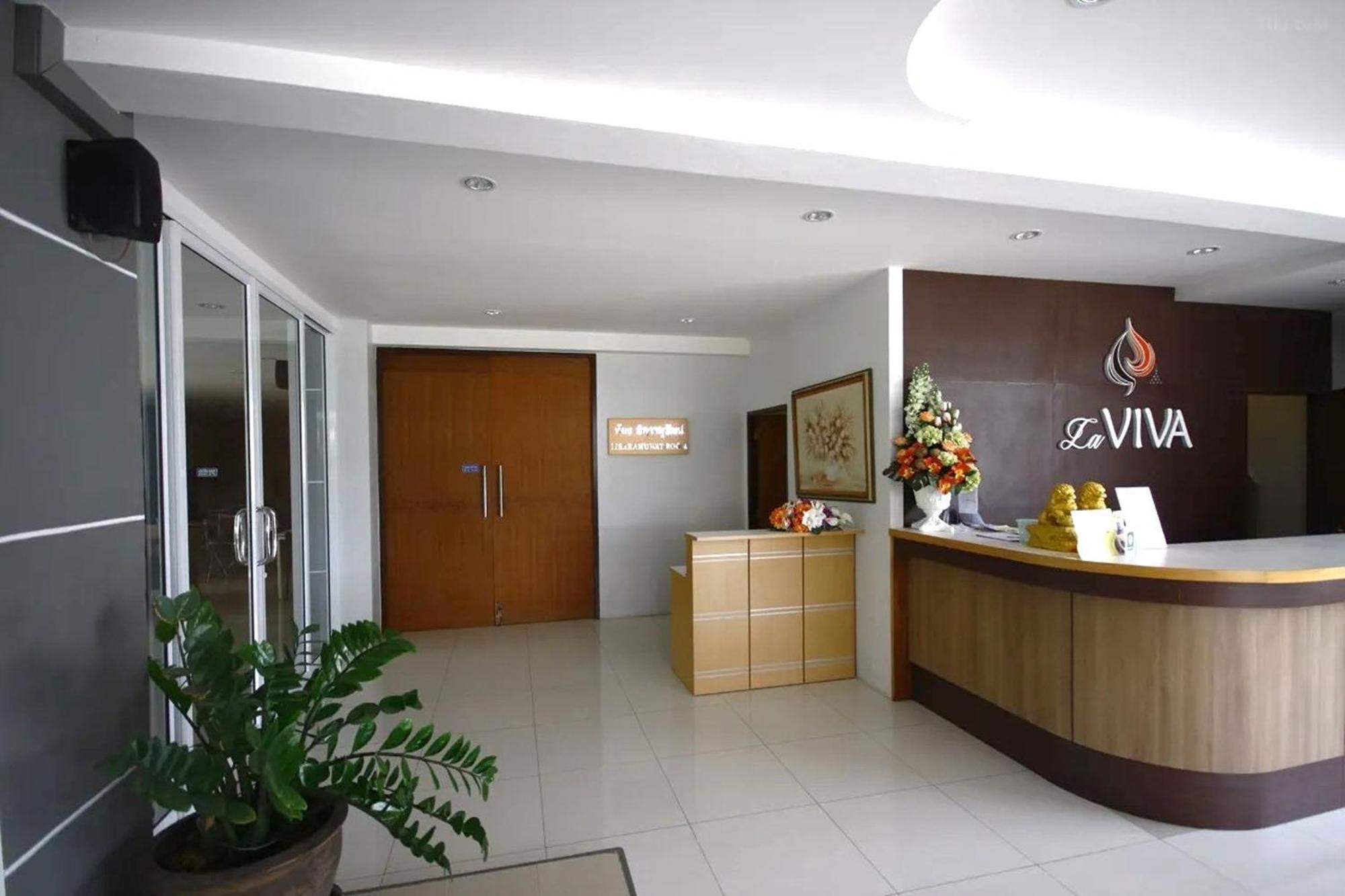 La Viva Hotel Buriram Eksteriør bilde